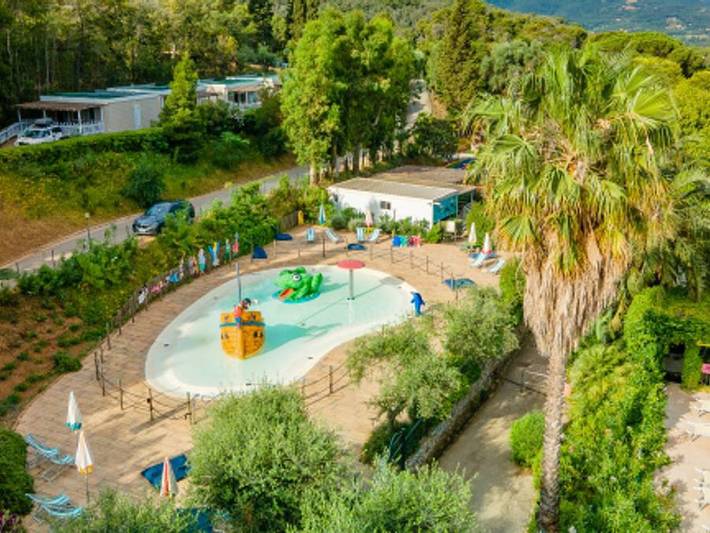 Camping Rosselba le Palme  - Bungalow in tela 5 persone - Bungalow in tela | 2 Camere da letto | 5 Persone | Senza bagno in Magazzini, Portoferraio