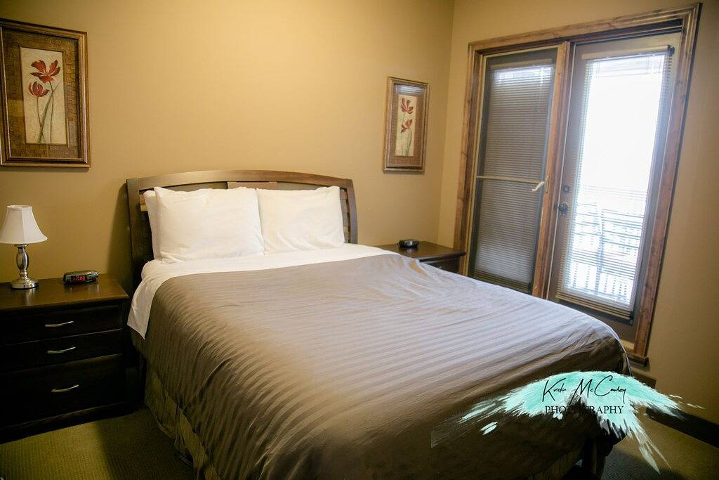Ganze Wohnung, Beautifully appointed 4 bedroom condo in Radium, Bc in Radium Hot Springs, Kootenay-Nationalpark