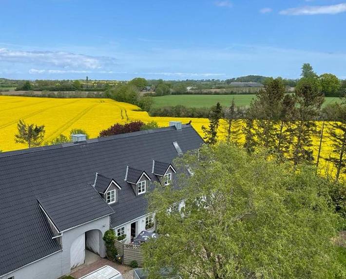 Ferienwohnung für 6 Personen, mit Whirlpool und Garten sowie Pool und Ausblick in Freizeitpark Tolk-Schau