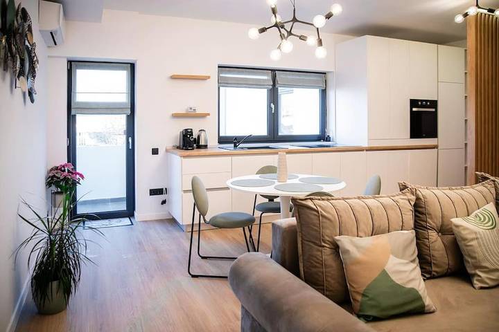 Gîte pour 4 personnes, avec balcon dans Mureș - 3