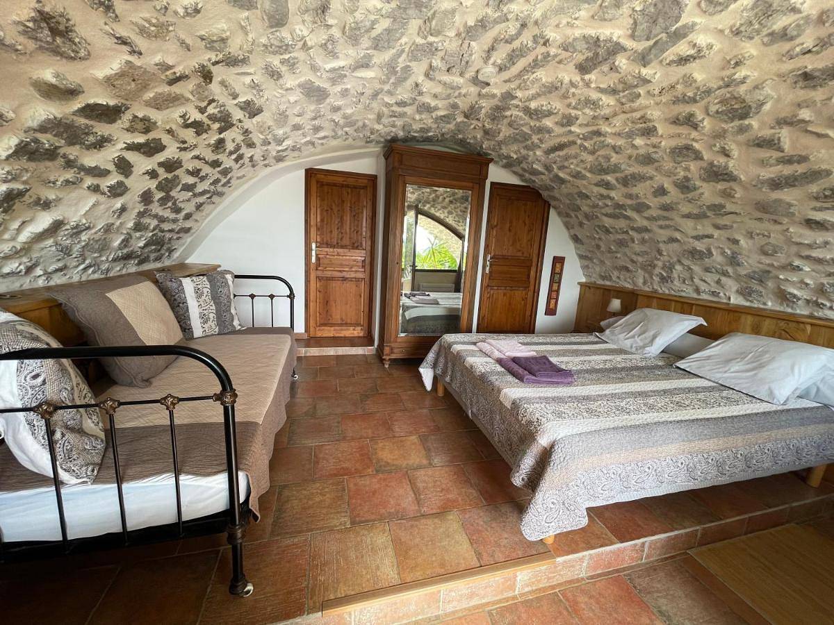 Double Room with Pool View in Balazuc, Ardèche