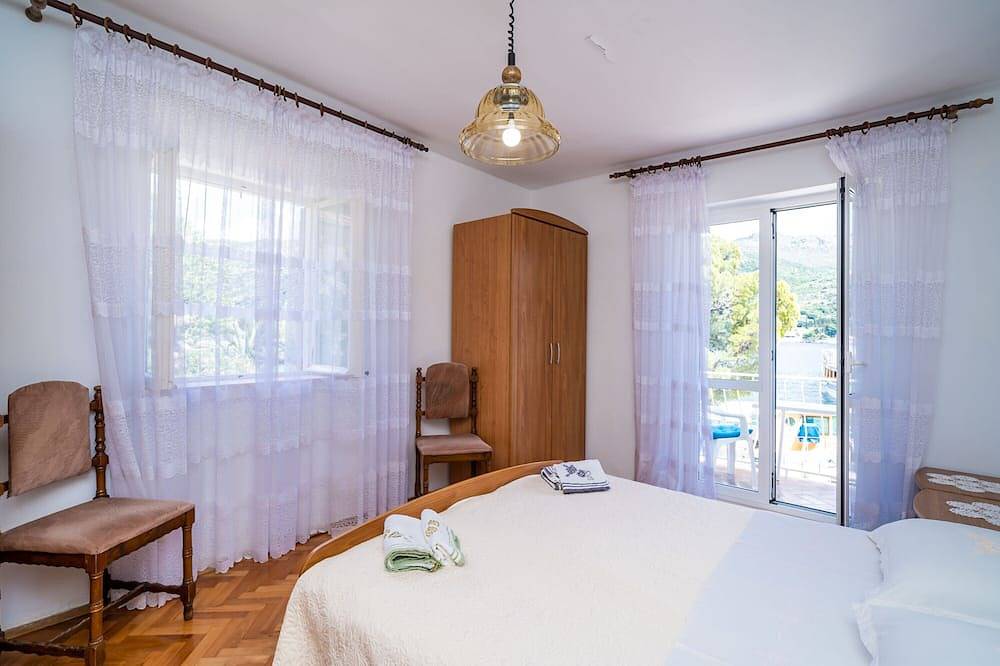 Ganze Wohnung, Apartments Zarac - One Bedroom Apartment with Balcony and Sea View in Zaton, Grad Dubrovnik