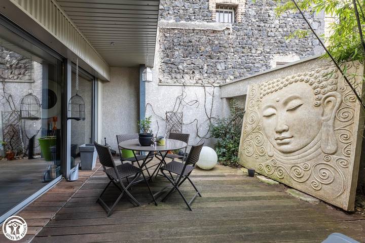 Gîte pour 8 personnes, avec terrasse, animaux acceptés à Clermont-Ferrand - 4