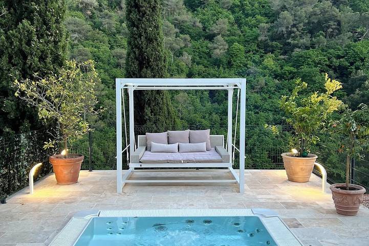 Appartement de vacances pour 4 personnes, avec Jacuzzi ainsi que Terrasse et Jardin