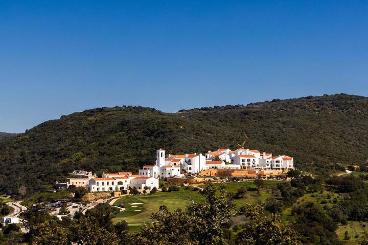 Resort para 2 pessoas, com jardim e piscina e ainda sauna, com animais de estimação em Distrito de Faro