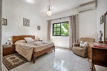 Casa De Vacaciones para 8 Personas en Armação de Pera, Distrito de Faro, Foto 3