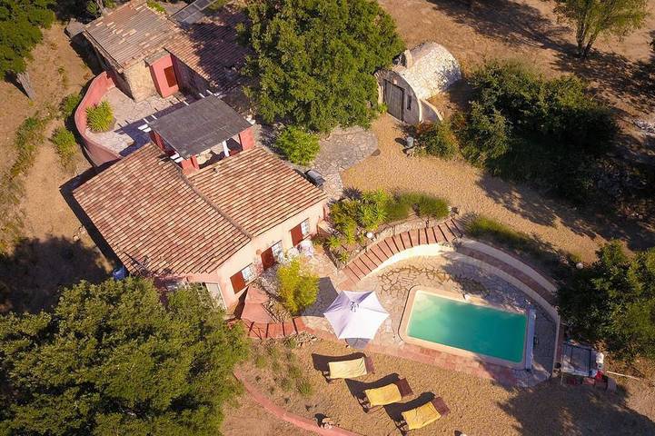 Holiday home for 6 people, with hot tub and terrace as well as garden, with pets - 1