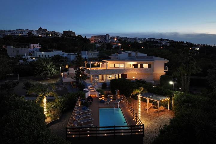 Villa for 11 people, with pool, with pets - 1