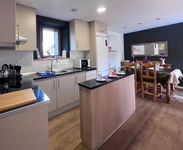 Location de vacances pour 5 personnes, avec Balcon et Terrasse ainsi que Jardin et Vue à Estavar - 4
