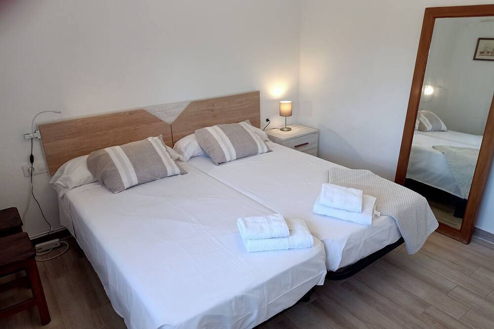 Casa Campo En Castalla. Alicante \nsolo Temporada. 6 personas. in Castalla, Interior de Alicante