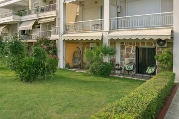 Gîte pour 4 personnes, avec jardin à Athènes