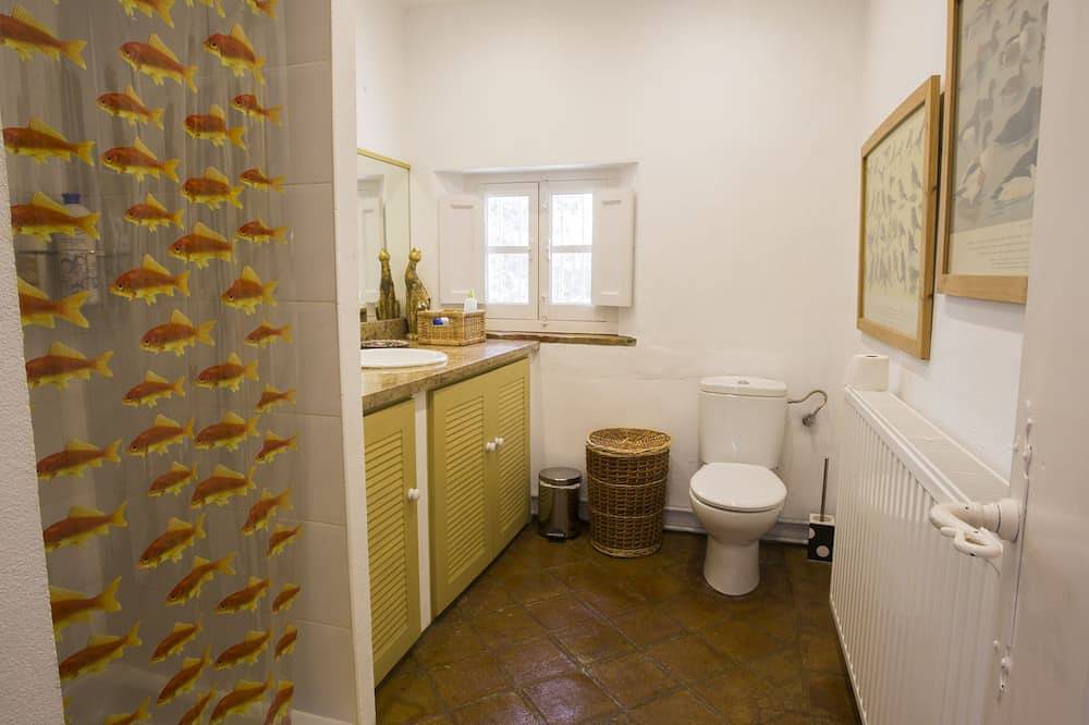 Casa de campo con impresionantes vistas al valle del río en el Parque Natural in Jimena de la Frontera, Parque natural de Los Alcornocales