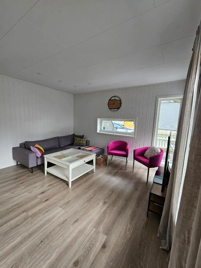 Ferienwohnung für 5 Personen, mit Terrasse und Ausblick - 1