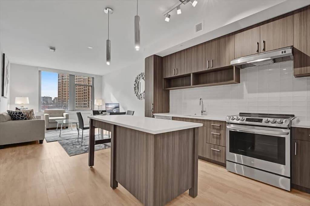 Ganze Wohnung, Luxury One Bedroom Apartment | Crystal City Arlington Va | by Gls in Arlington (VA), Arlington County