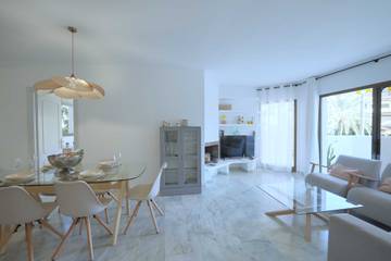 Holiday Apartment for 6 People in Elviria, Marbella, Photo 2