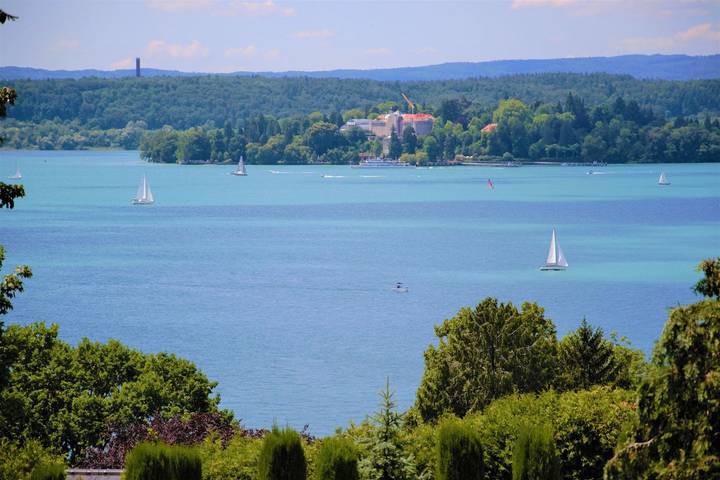 Ganze Wohnung, Traumhafte Ferienwohnung Seeblick Unteruhldingen mit herrlichem Panoramablick in Unteruhldingen, Uhldingen-Mühlhofen