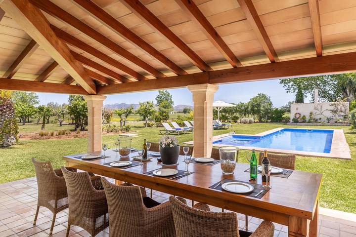 Villa für 8 Personen, mit Garten und Whirlpool, kinderfreundlich in Pollença - 4