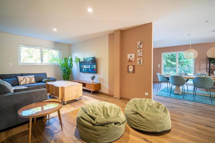 Gîte pour 8 personnes, avec Terrasse à Saasenheim