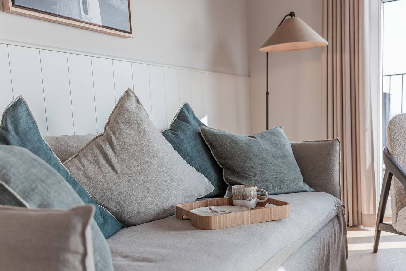 Ganze Wohnung, Moderne Ferienwohnung mit Meerblick und Balkon in erster Strandreihe in Wyk in Wyk auf Föhr (Stadt), Wyk auf Föhr