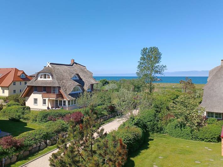 Ferienwohnung für 4 Personen, mit Balkon und Seeblick in Wustrow