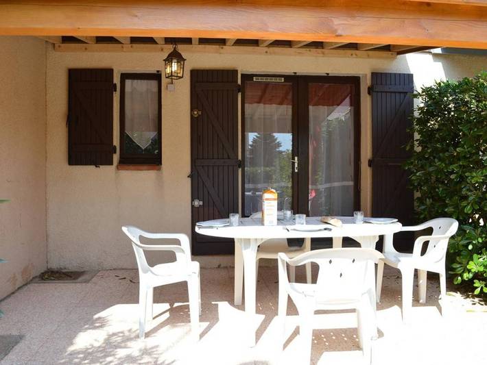 Location de vacances pour 6 personnes, avec piscine à Fleury - 2