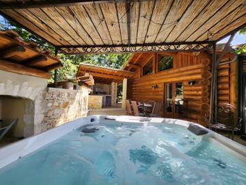 Chalet pour 5 Personnes dans Montmurat, Région d'Aurillac, Photo 3