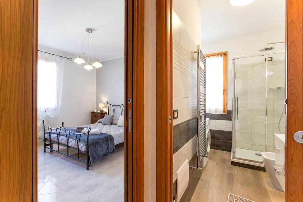 Ganze Wohnung, Chiara's Home where you can enjoy breathtaking sunsets overlooking Capo Caccia in Sant'Anna, Alghero