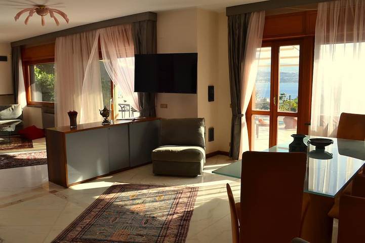 Discover your exclusive oasis in Ganzirri: the villa overlooking the Strait in Ganzirri, Messina