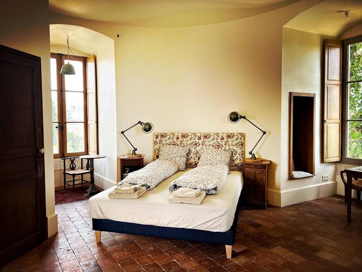 Maison d’hôte pour 2 personnes, avec terrasse ainsi que vue et jardin à Avallon - 2