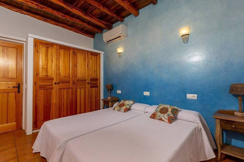 Can Pau Cozy countryside family home with pool, sea view and views to Formentera in Sant Carles de Peralta, Santa Eulària des Riu