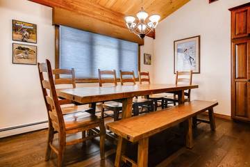 Vacation Apartment for 8 Guests in Steamboat Springs, Routt National Forest, Picture 3