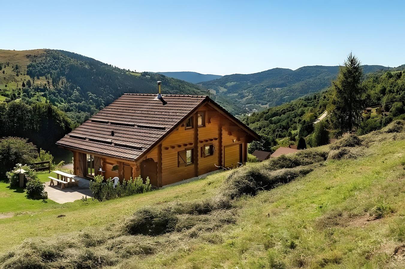Chalet „Des Papillons“ mit Bergblick, privater Terrasse und Wlan in La Bresse, Regionaler Naturpark Belchen der Vogesen