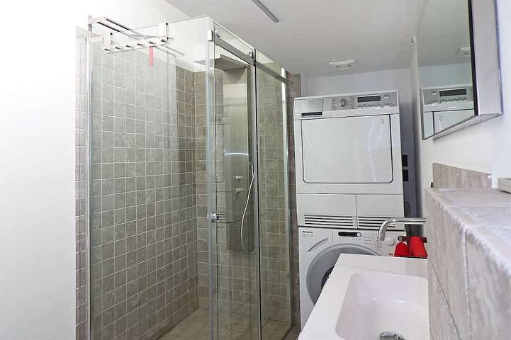 Ferienhaus Camelia mit Traumaussicht über den Lago Maggiore (It) in Novaglio, Oggebbio Gemeinde