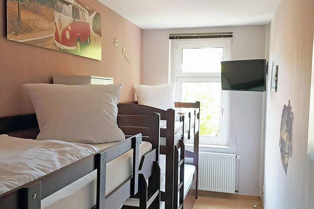 Ganze Wohnung, Gemütliches Familien Apartment nahe Agra-Park und den Seen für bis zu 9 Personen in Leipzig-Süd, Leipzig