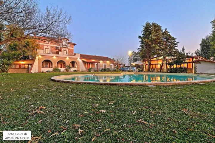Gästehaus für 4 Personen, mit Garten und Ausblick sowie Pool - 1