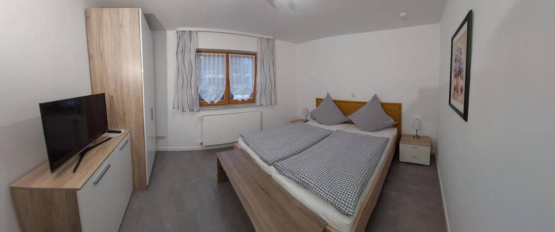 Ferienwohnung für 5 Personen, mit Terrasse und Garten sowie Ausblick in Frammersbach - 2