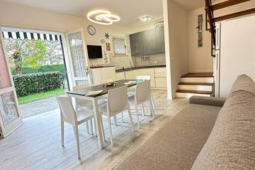 Villa mit pool für 6 Personen, mit Pool und Garten in Bibione