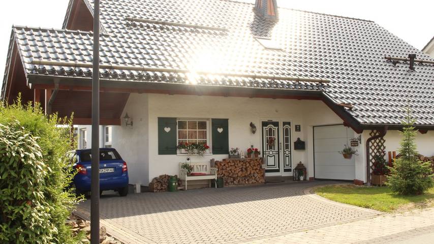 Ganze Wohnung, Ferienwohnung Haus Nadja - Gemütliche Ferienwohnung für zwei Personen direkt in Winterberg in Winterberg, Hochsauerlandkreis