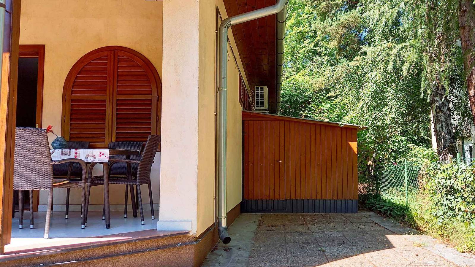 Ferienhaus in der Nähe vom Wasser  in Balatonfenyves, Plattensee Südufer
