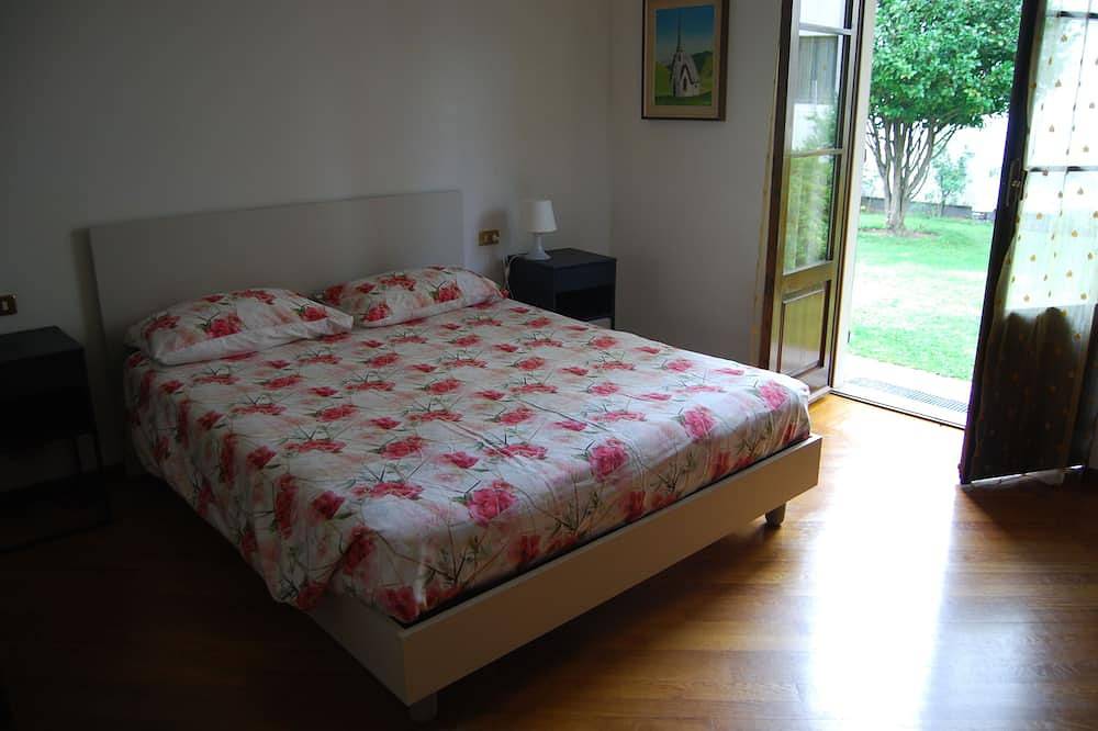 Haus mit Garten nur wenige Schritte vom Strand und dem Zentrum entfernt in Cannobio, Comune di Cannobio