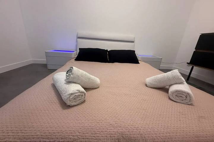Location de vacances pour 8 personnes à Villeneuve-sur-Yonne - 2