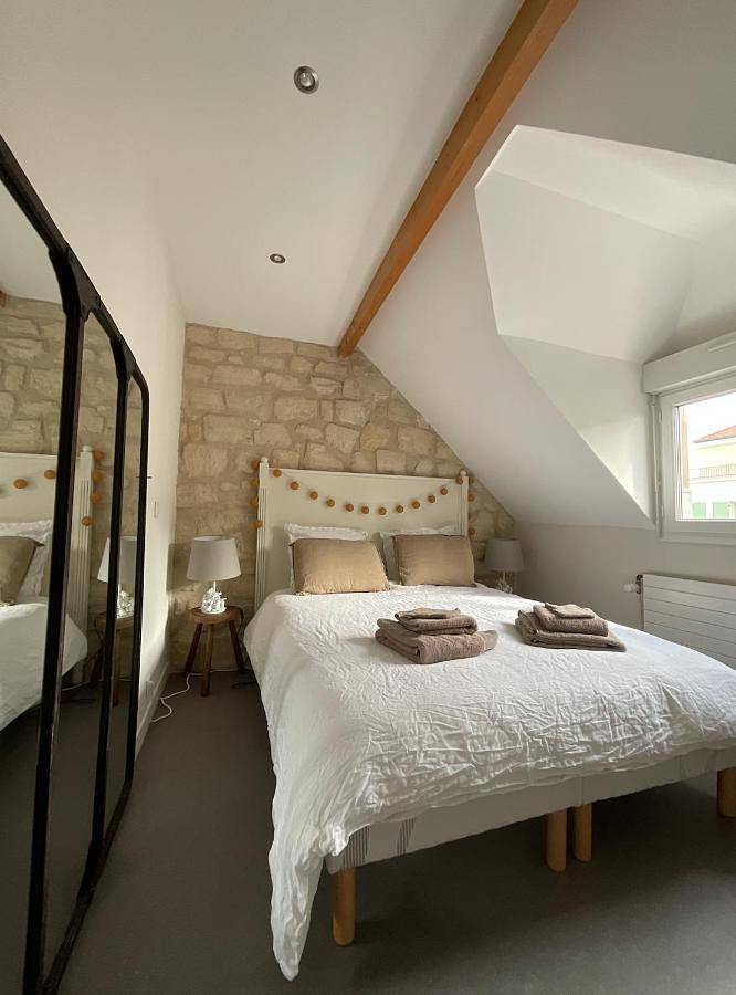 Chambre d’hôte, avec Vue à Conflans-Sainte-Honorine