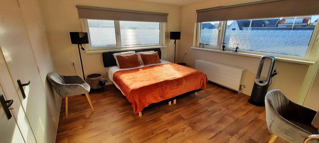 Standard Double Room in De Koog, Frise occidentale (Îles)