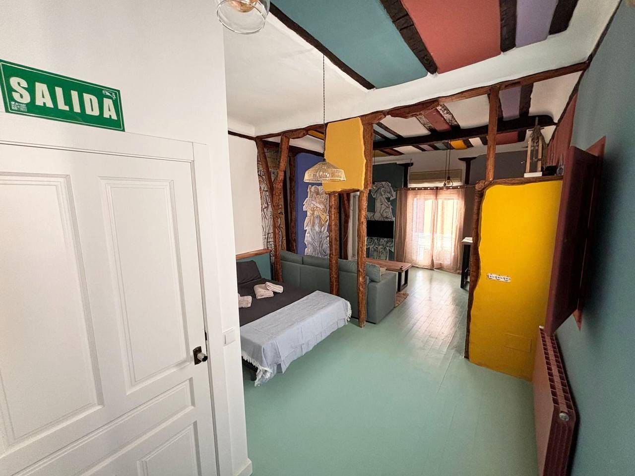 Entire studio, Mirador de Leonor by Gloove in Cuenca, Cuenca Province