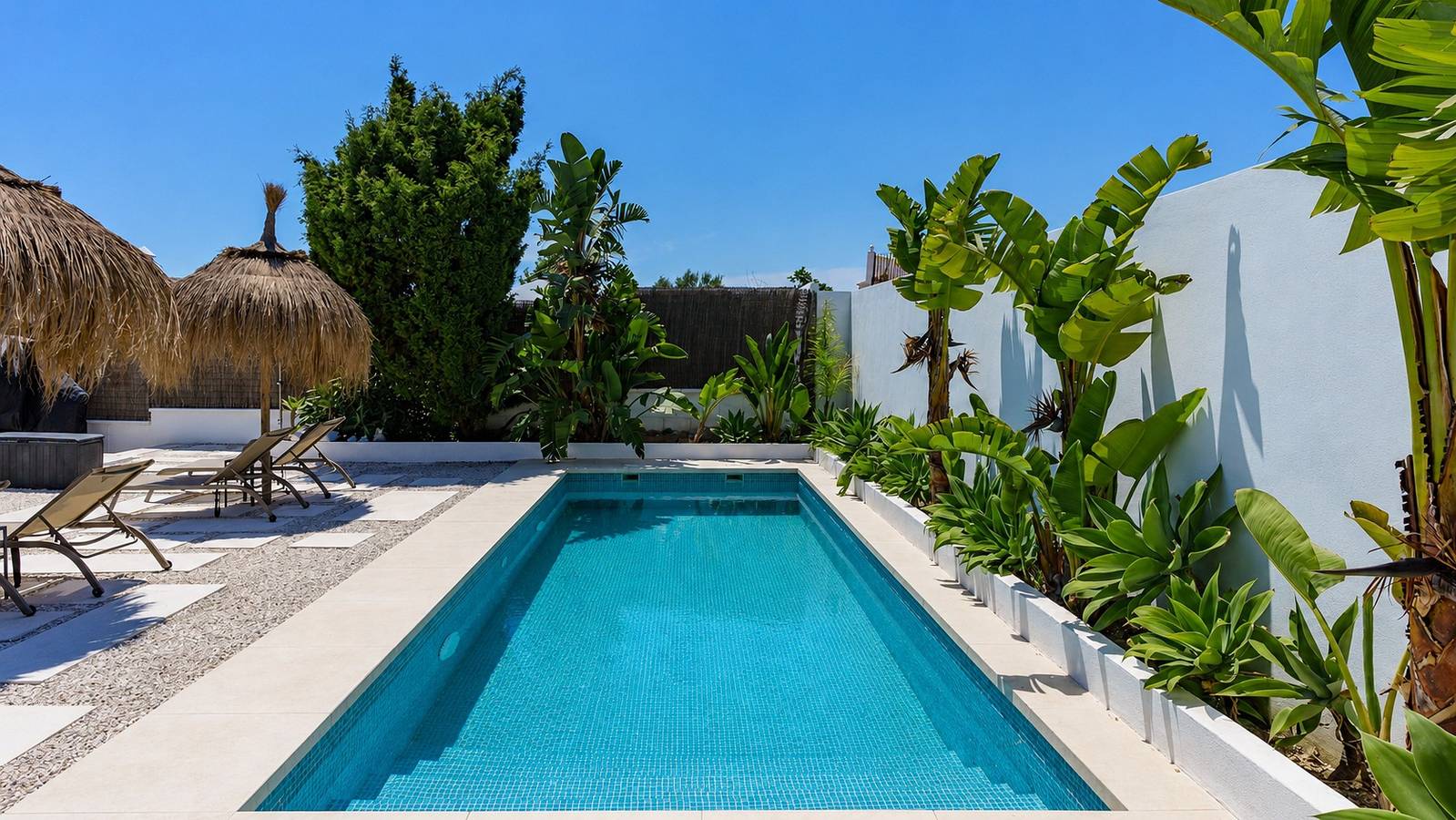 Dreamy Elfaro Villa/Stylish Interiors/Private Pool in Mijas Costa, Mijas