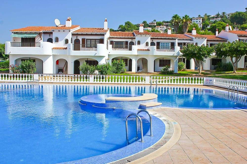 Apartment for 4 People in San Jaime Mediterráneo, Alaior Municipality