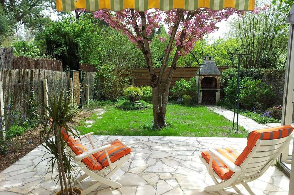 Bright house in Saint-Pair-sur-Mer with garden and pets allowed in Saint-Pair-sur-Mer, Côte de la Déroute