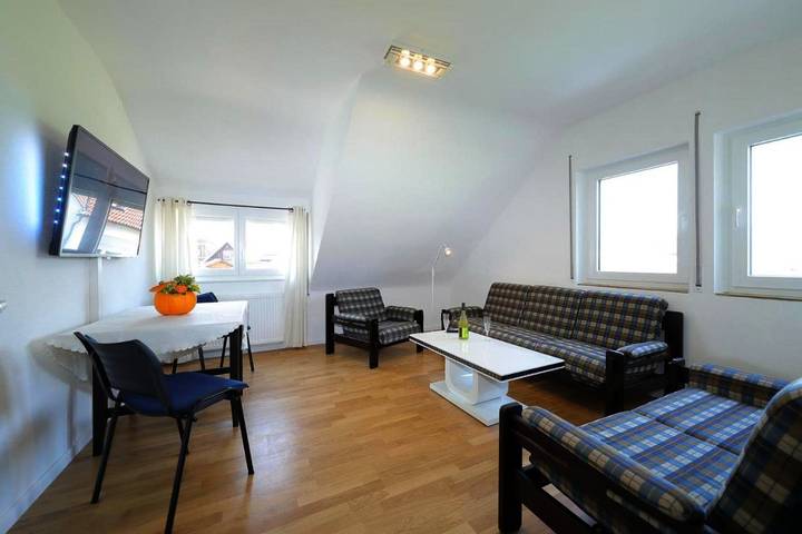 Gîte pour 6 personnes, avec vue à Aspach - 3