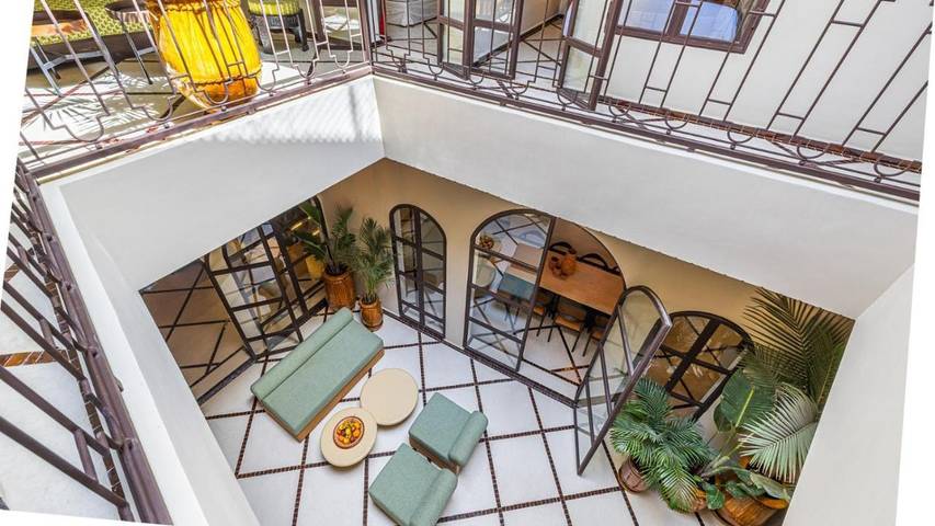 Maison de vacances pour 13 personnes, avec vue ainsi que piscine et terrasse au Maroc