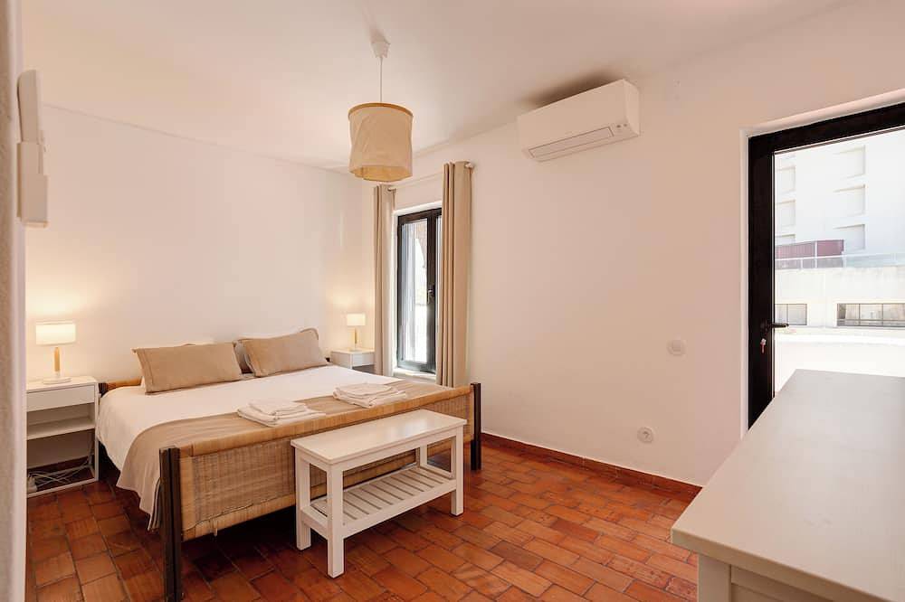 Traditionelle Familienvilla 100 m vom Strand entfernt in Monte Gordo, Faro Distrikt